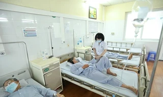 15.000 ca mắc, 3 ca tử vong do sốt xuất huyết ở Hà Nội trong tháng 9