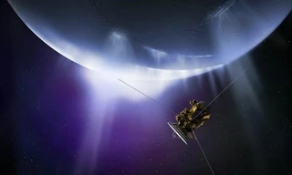 Sinh vật ngoài hành tinh phun vật chất vào tàu NASA?