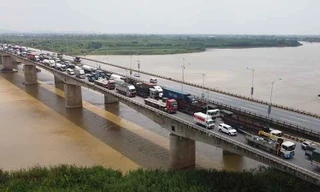 Phát hiện thi thể nữ giới, có thể là nghi phạm bắt cóc bé 2 tuổi ở Hà Nội