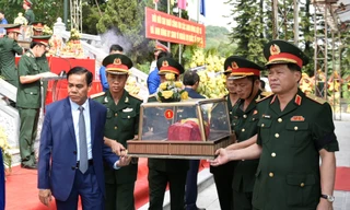 Hà Tĩnh truy điệu, an táng 10 hài cốt liệt sĩ hy sinh tại Lào