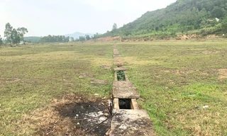 Hơn 100 hộ dân vùng ngập lụt từ chối di dời, khu tái định cư bỏ hoang