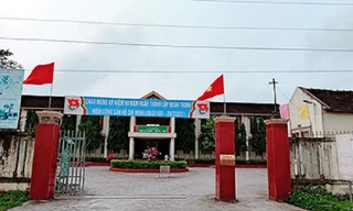 Nhân viên y tế tử vong trong tư thế treo cổ tại phòng làm việc