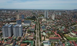 Nghệ An thêm 39 ca dương tính, thành phố Vinh phát thẻ đi chợ