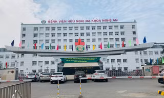Giám đốc BV Hữu nghị Đa khoa Nghệ An khẳng định không liên quan tiền hoa hồng của Việt Á