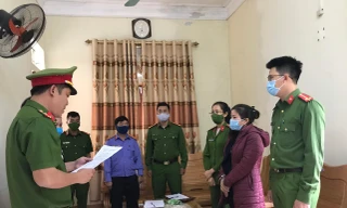 Thêm một cán bộ xã bị bắt vì trục lợi tiền hỗ trợ bão lũ của dân nghèo