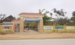 Trêu đùa nhau trên lớp, nam sinh bị bạn đánh chấn thương sọ não