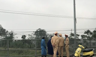 Kịp thời giải cứu hai mẹ con định nhảy cầu tự tử