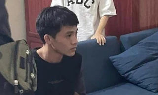 Dùng ‘ảnh nóng’ tống tiền bạn gái quen qua mạng