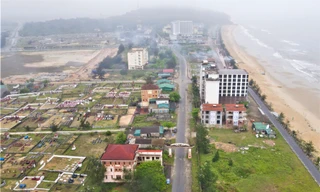 Lên phương án di dời hàng nghìn ngôi mộ cạnh bãi biển đẹp nhất Hà Tĩnh