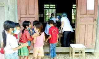 Nghệ An: Phát hiện 3 người mắc bệnh bạch hầu, hàng trăm trẻ được uống kháng sinh dự phòng