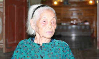 ‘Vết thương lòng… Mẹ vẫn còn nặng mang’