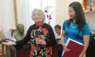 83 tuổi vẫn ‘say’ đứng lớp