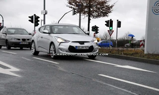 Hyundai Veloster Coupe “nuy 100%” trên đường thử