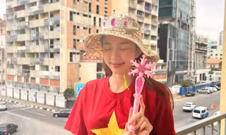 Mang vương miện sang Angola nhưng vì sao Hoa hậu Thùy Tiên không sử dụng lần nào?