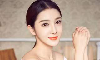 Lại một 'cú sốc' C-biz: Cái chết bí ẩn của một mỹ nữ bị 'khai quật' từ vụ Ngô Diệc Phàm