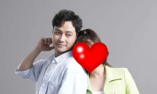 Thanh Sơn bất ngờ được khen đẹp đôi với cô gái khác, không phải Khả Ngân