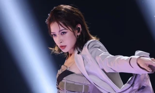 Netizen Trung Quốc đang đổ xô đi tìm món gì mà Chi Pu mới mặc ở "Đạp Gió 2023"? 