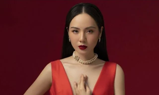 'Giật mình' với nữ ca sĩ xinh đẹp quyến rũ có quan điểm gây 'sốc' về hôn nhân