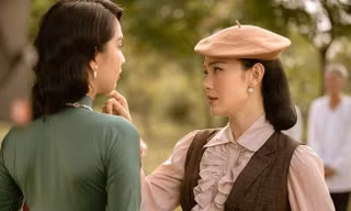 Minh Hằng, Ngọc Trinh đồng loạt bức xúc gay gắt ngay đầu năm mới, biến căng gì đây?