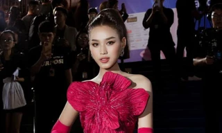 Chọn trang phục rực rỡ, Hoa hậu Đỗ Thị Hà khoe được ưu điểm mà bao người ao ước