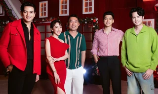 Dàn diễn viên "Nụ Hôn Bạc Tỷ" khoe ảnh Giáng sinh, khán giả thắc mắc một điều