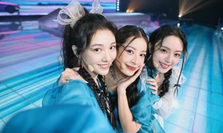 Đạp Gió 2023: Khoảnh khắc tưởng sụp đổ vì áp lực, Chi Pu được các tỷ tỷ yêu thương nhiều thế nào?