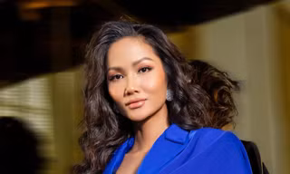 Hoa hậu H’Hen Niê đặt câu hỏi gì ở Miss Cosmo Vietnam 2023 mà bị chê kém duyên?
