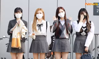 Diện đồ gây liên tưởng tới BLACKPINK nhưng aespa bị mất điểm vì sơ suất trong trang phục