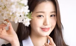 ‘Nữ idol chân dài’ bỗng vướng rắc rối vì mặc quần siêu ngắn làm động tác nhạy cảm này 