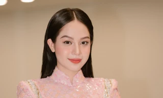 Bị thắc mắc về nhan sắc khác lạ, Hoa hậu Thanh Thủy khéo léo hồi đáp