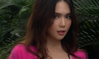 Showbiz còn chưa kịp nhộn nhịp thì Ngọc Trinh đã 'xả kho' loạt hình mới nhìn muốn 'sốc óc'