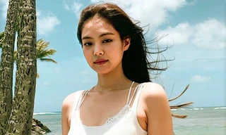 Jennie đúng chuẩn cao thủ diện bra: Hở cả áo chíp vẫn được khen sành điệu