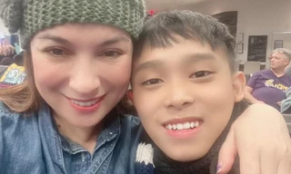 Bất ngờ với hành động của Hồ Văn Cường trong ngày cúng lễ mẹ nuôi Phi Nhung