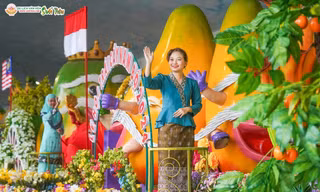 Giới trẻ hào hứng tham gia hoạt động đoàn kết vì môi trường tại Suối Tiên