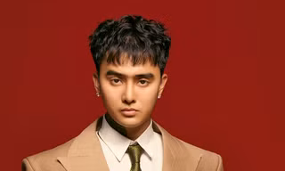 Gặp được chuyện tình ngọt ngào, nam rapper 'hầm hố' trở thành chàng trai ca sĩ hát nhạc tình ca