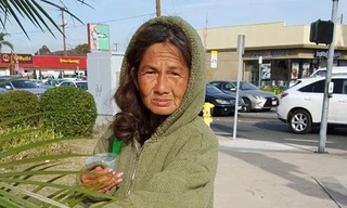 Ca sĩ Kim Ngân được fan tặng hẳn một căn nhà, có phản ứng đặc biệt khi đến thăm nhà mới