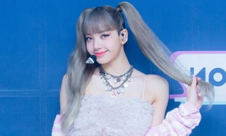 Lisa chốt lịch bay sang Paris, bất ngờ lộ manh mối liên quan tới một nhà mốt ít ai ngờ tới