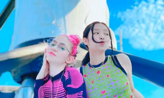 Ảnh Jennie ở Mỹ thì rất nhiều nhưng tại sao bức hình này lại được netizen đặc biệt chú ý?
