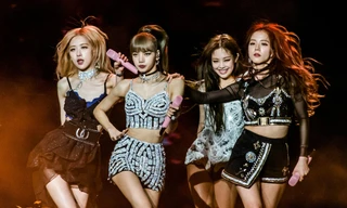 Top 4 trang phục biểu diễn “huyền thoại” của BLACKPINK: Bao năm rồi vẫn đỉnh cao!