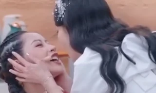 Không phải Amber hay Lưu Nhã Sắt, cô gái dành cử chỉ đặc biệt cho Chi Pu là ai?