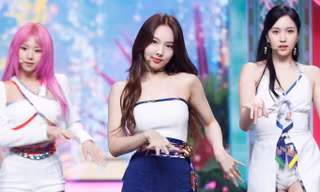 Tại sao style mùa Hè của TWICE tuy đẹp nhưng vẫn bị yêu cầu chỉnh sửa chi tiết này? 