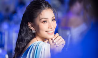 Tưởng quyết định sai lầm, Hoa hậu Tiểu Vy lại được khen ngợi khi làm việc này