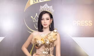 Lần đầu để tóc ngắn, Hoa hậu Đỗ Thị Hà có còn giữ được nhan sắc chuẩn 'nữ thần'?