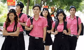 Phim Việt phi lý không kém "Mẹ Lao Công Học Yêu" vẫn quy tụ dàn sao đình đám