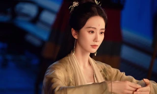 Hoài Thủy Trúc Đình: Hết chê diễn xuất, Lưu Thi Thi lại bị soi dáng đứng kỳ quặc