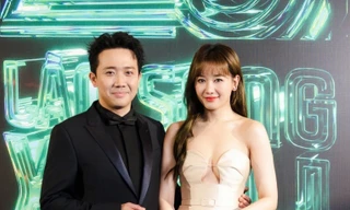 Trấn Thành tiếp tục phủ nhận tin đồn hợp đồng hôn nhân, Hari Won lại có hành động lạ