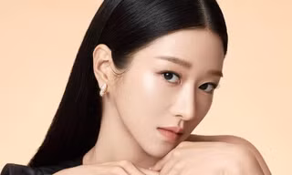 Thêm một hành động kỳ lạ của "điên nữ" Seo Ye Ji khiến netizen phải rùng mình sợ hãi