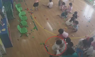 Hình ảnh camera ghi lại sự việc.