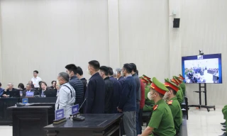 Các bị cáo tại phiên tòa.