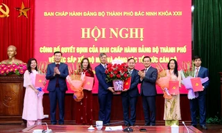 Thành ủy Bắc Ninh hợp nhất Ban Tuyên giáo với Ban Dân vận và công tác cán bộ. Ảnh: Mạnh Tùng.